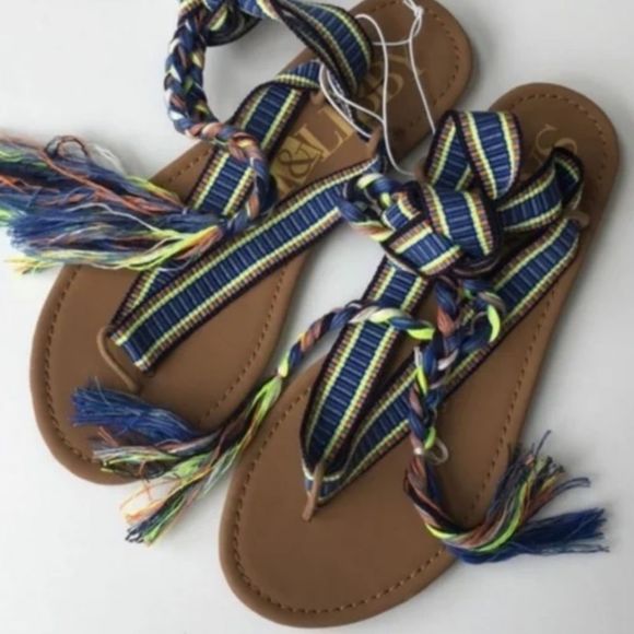 Sam & Libby Gladiator Sandals - Picture 2 of 5